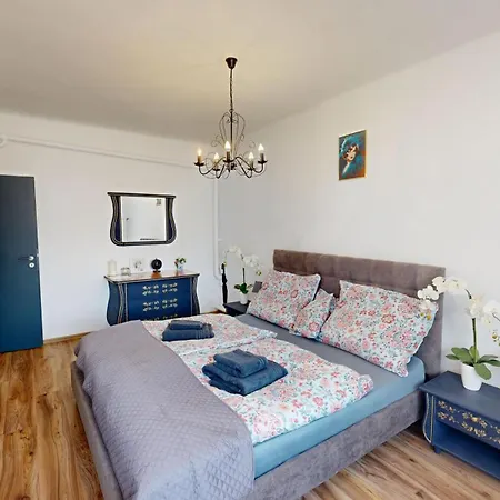 Alomhaz Διαμέρισμα *