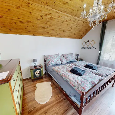 Апартаменты Alomhaz