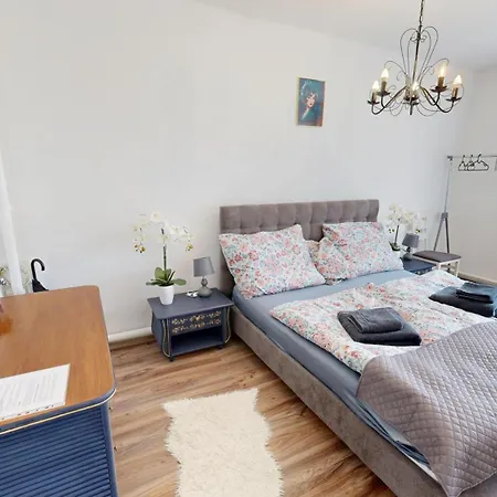 Апартаменты Alomhaz *