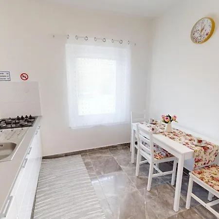Διαμέρισμα Alomhaz
